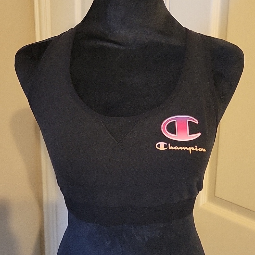 Champion NWOT black large sports bra